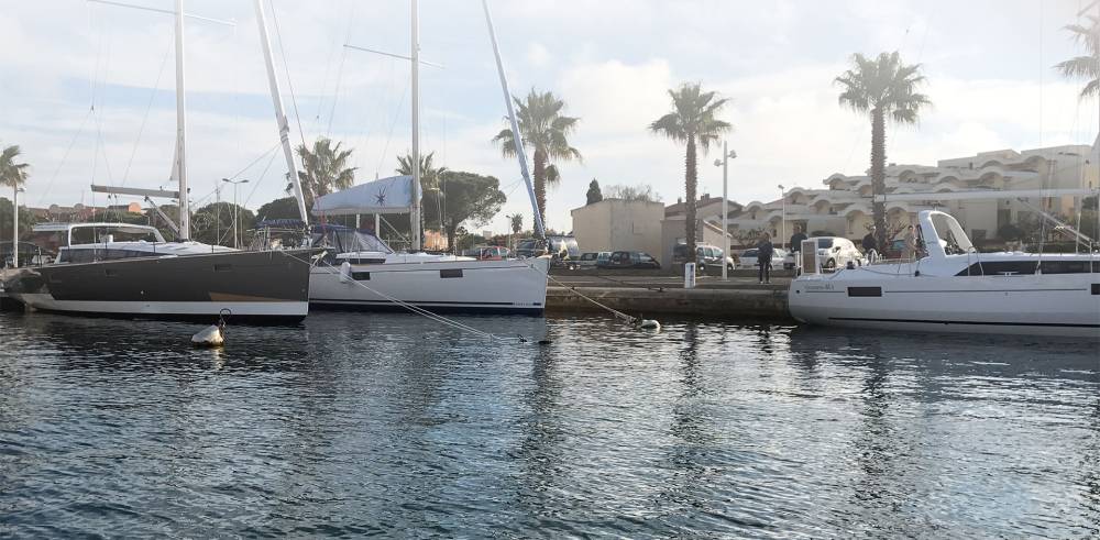 Préparation et équipement de bateaux neufs Voilerie Service à Gruissan
