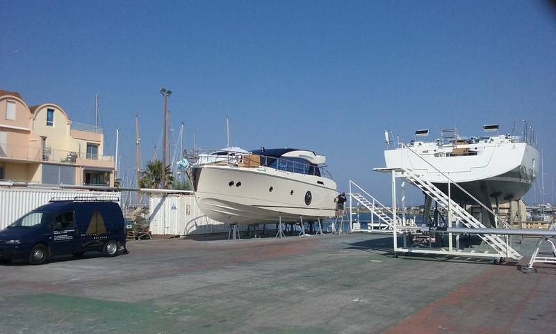 reception-bachage-bateau-Gruissan