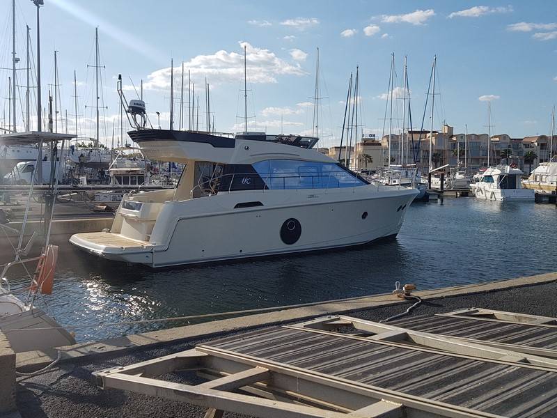 mise-a-eau-bateau-Gruissan